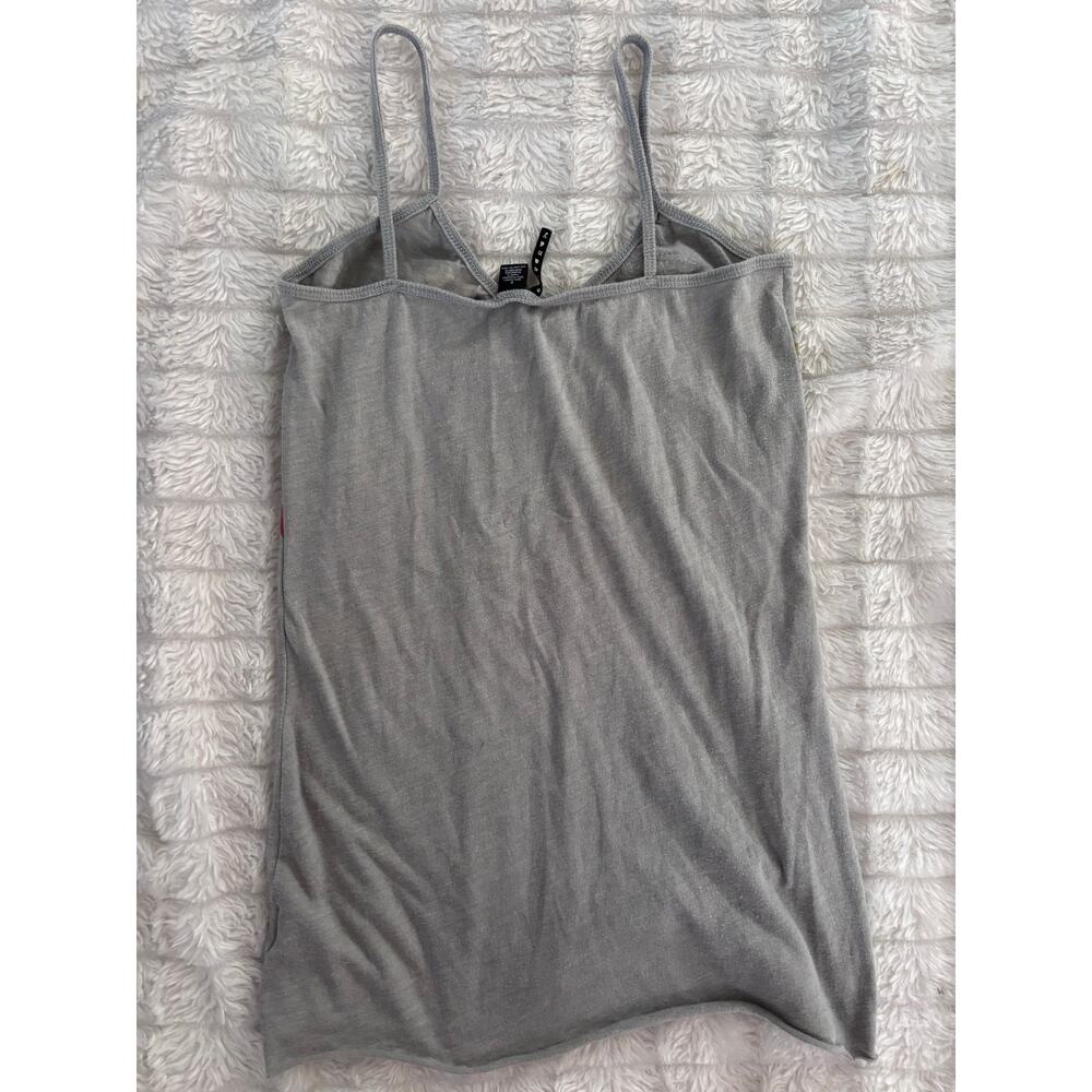 Tank top - Picture 2 of 3